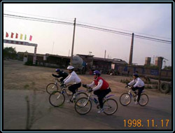 1117-1.jpg (22585 bytes)