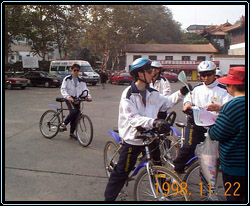 1122-3.jpg (35639 bytes)