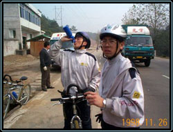 1126-4.jpg (26454 bytes)