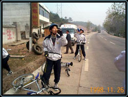 1126-5.jpg (25428 bytes)