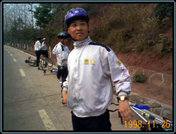 1126-6.jpg (23834 bytes)