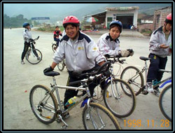 1128-2.jpg (33589 bytes)