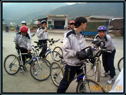 1128-3.jpg (32444 bytes)